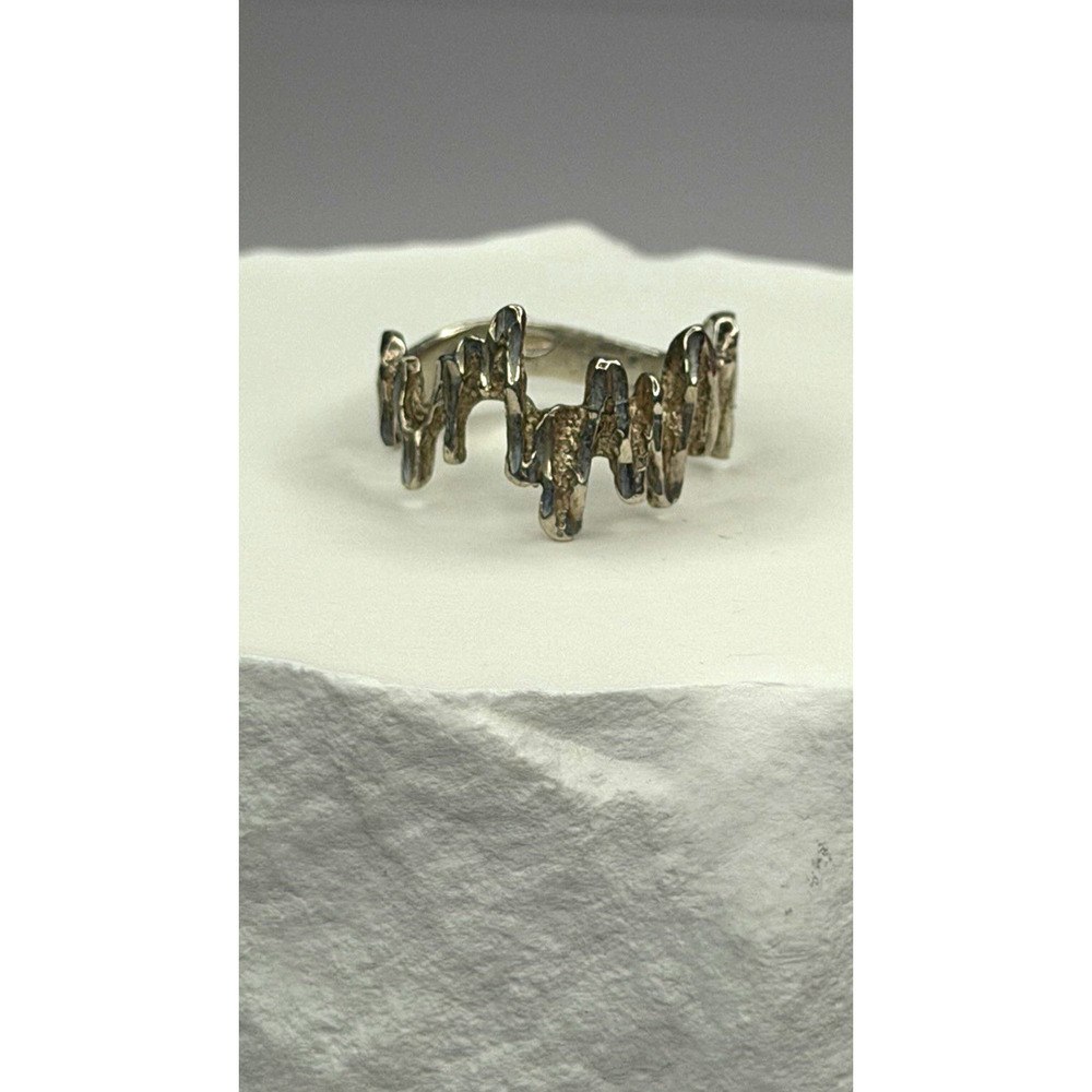 Artisanal Rock Wall Design 925 Sterling Silver Molten-Style Band Ring Size 6